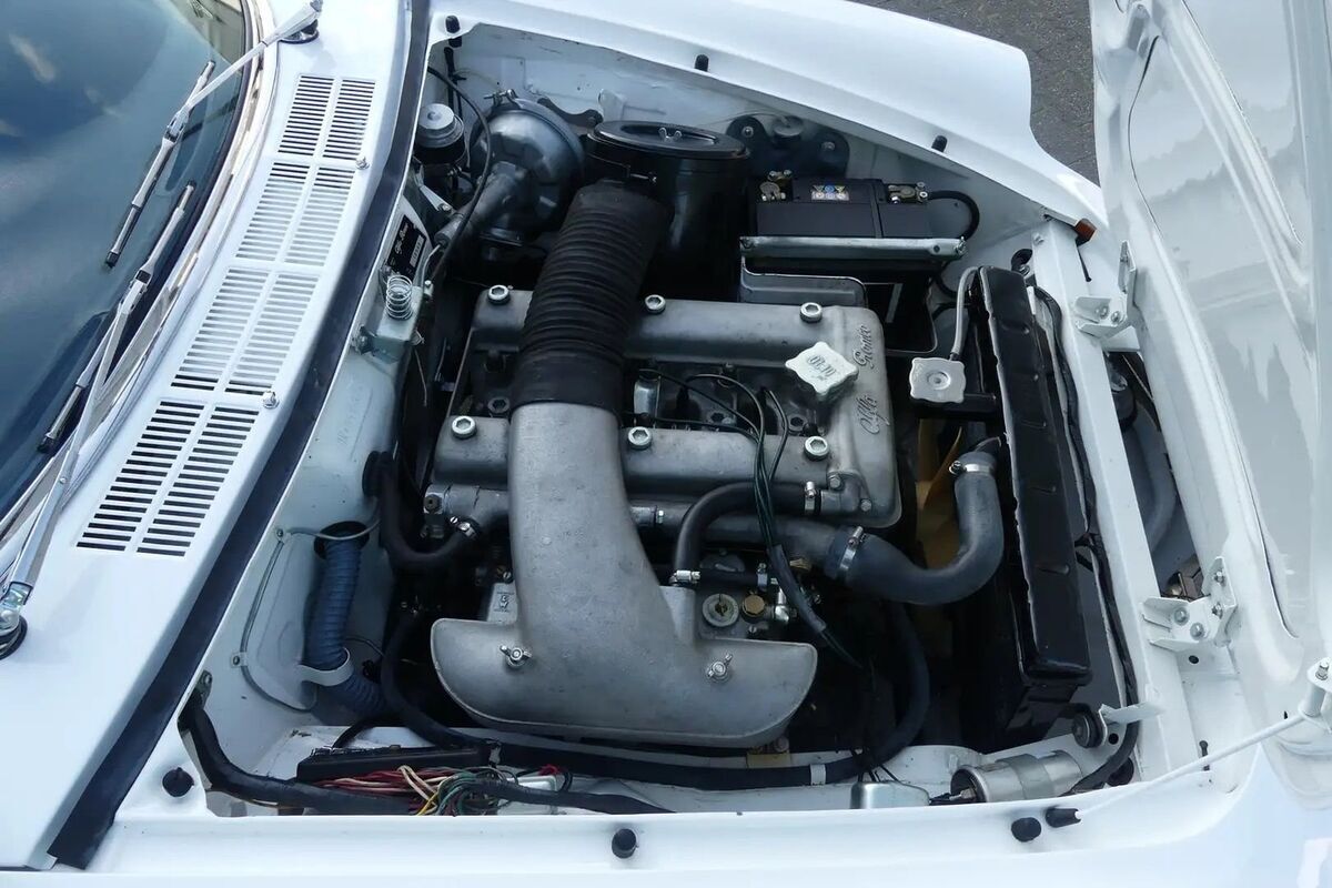 1966 Alfa Romeo Spider 1600 Duetto, 58,720 MILES - photo 12