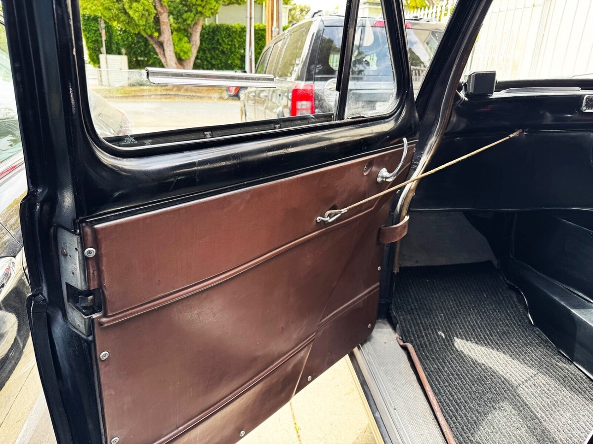 1966 Austin FX4 London Taxi - photo 13
