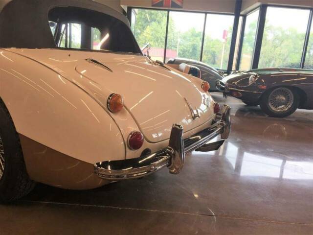 1966 Austin Healey 3000 -- - photo 10