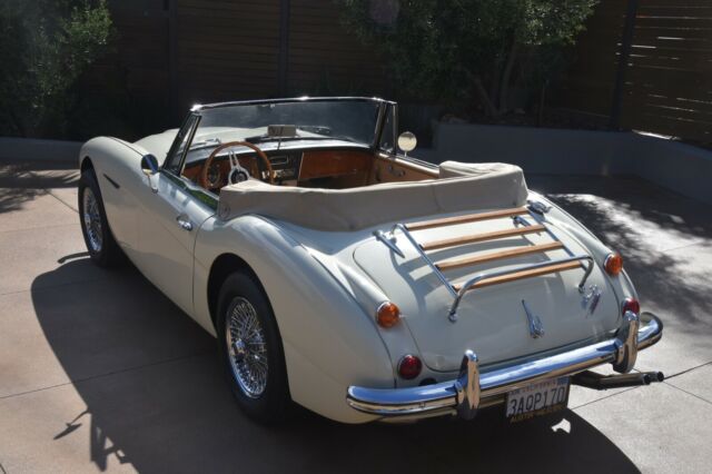 1966 Austin Healey 3000 - photo 2