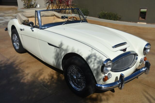 1966 Austin Healey 3000 - photo 5
