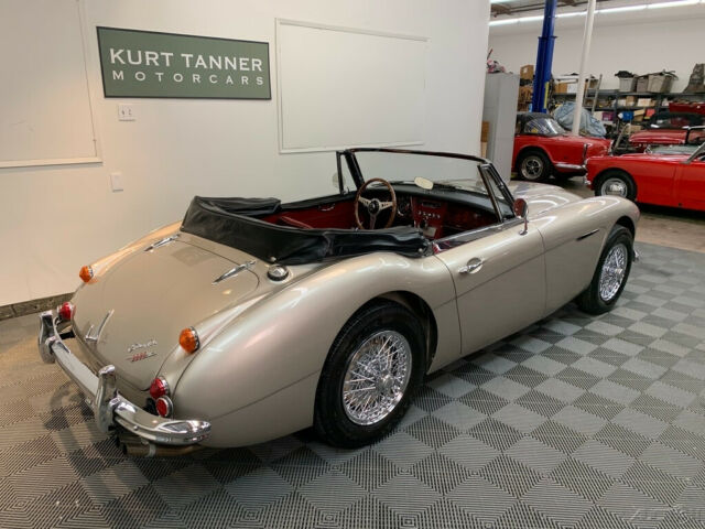 1966 Austin Healey 3000 1966 AUSTIN HEALEY 3000 BJ8. CONCOURS STANDARD - photo 6