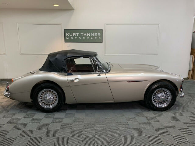 1966 Austin Healey 3000 1966 AUSTIN HEALEY 3000 BJ8. CONCOURS STANDARD - photo 9