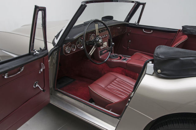 1966 Austin Healey 3000 -- - photo 3