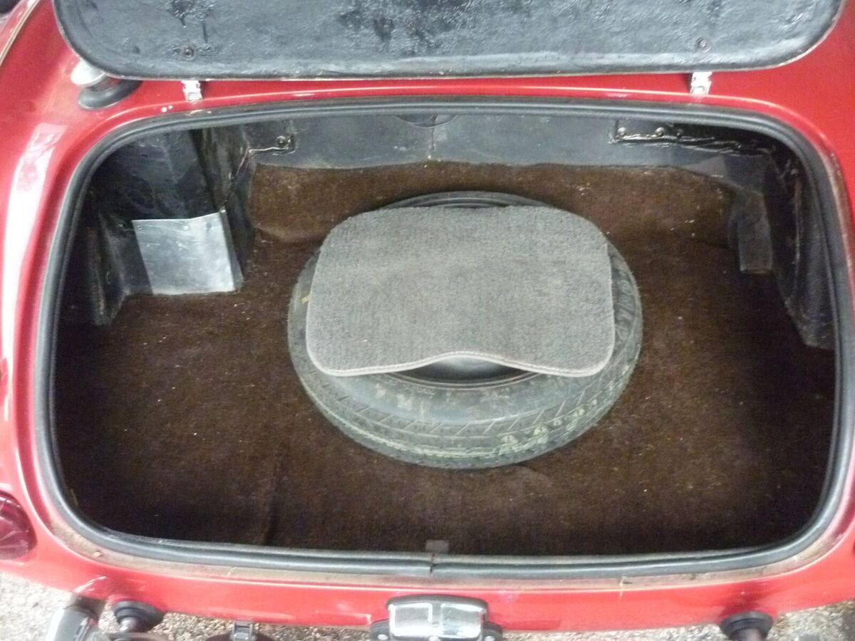 1966 Austin Healey 3000 - photo 13