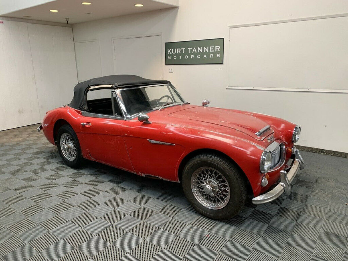 1966 AUSTIN HEALEY 3000 MK3 BJ-8. VERY DECENT COMPLETE CAR FOR RESTORATION. 1966 Austin Healey 3000 1966 AUSTIN HEALEY 3000 MK3 BJ-8