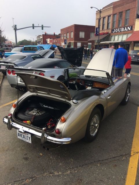 1966 Austin Healey 3000 Convertible - photo 8