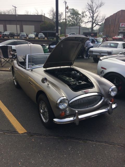 1966 Austin Healey 3000 Convertible - photo 9