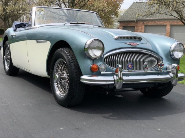 1966 Austin Healey 3000 Mark 3 BJ8 - photo 3