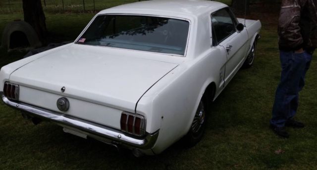 1966 Ford Mustang - photo 2