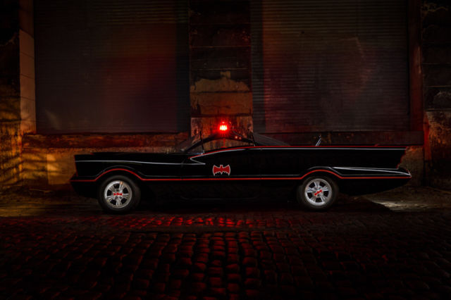 1966 Replica/Kit Makes Batmobile - photo 4