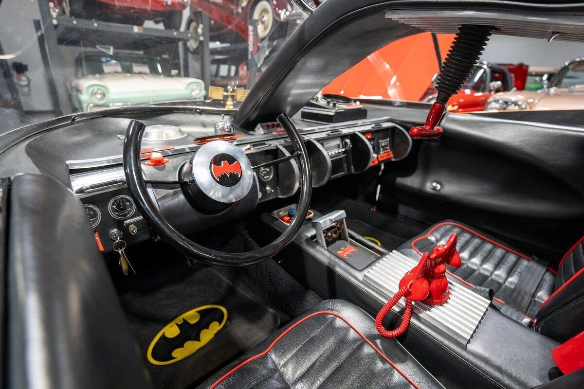 1966 Batmobile - photo 5