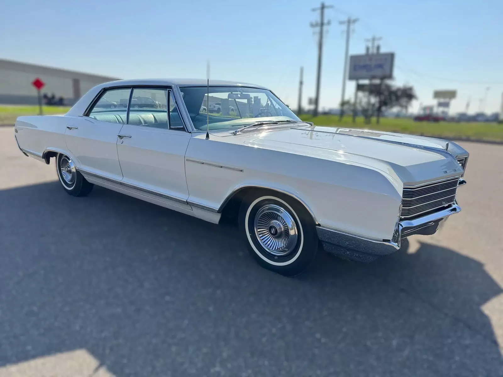 1966 Buick LeSabre Custom 4 Door Hardtop * 1966 Buick LeSabre Custom
