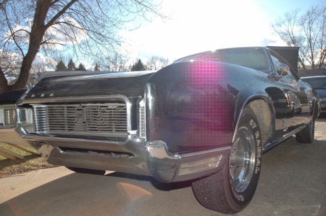1966 Buick Riviera GS - photo 2