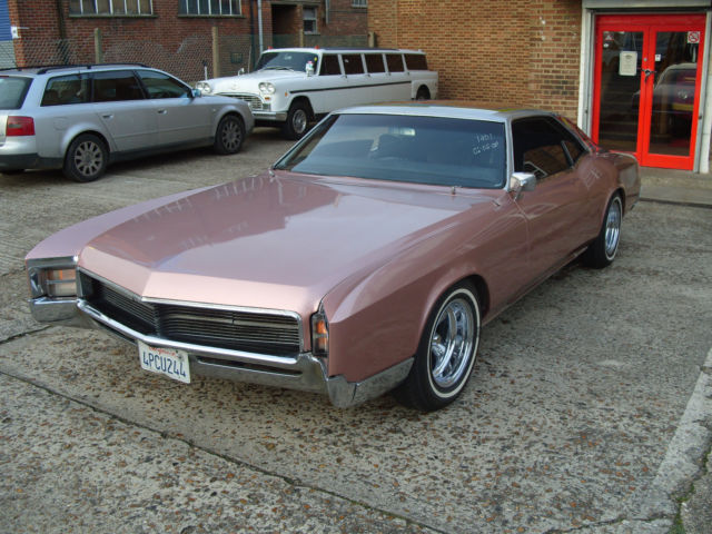 1966 Buick Riviera Vynil