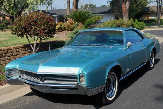 1966 BUICK RIVIERA Sport Coupe California Car - Bucket Seats & Console 1966 Buick Riviera Deluxe
