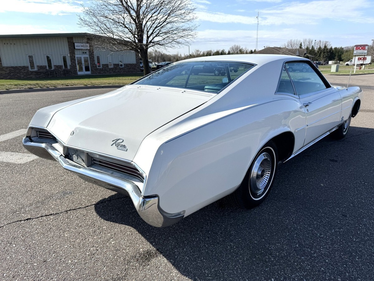 1966 Buick Riviera - photo 3