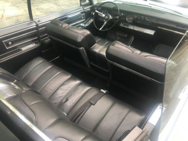 1966 Cadillac DeVille CONVERTIBLE - photo 3