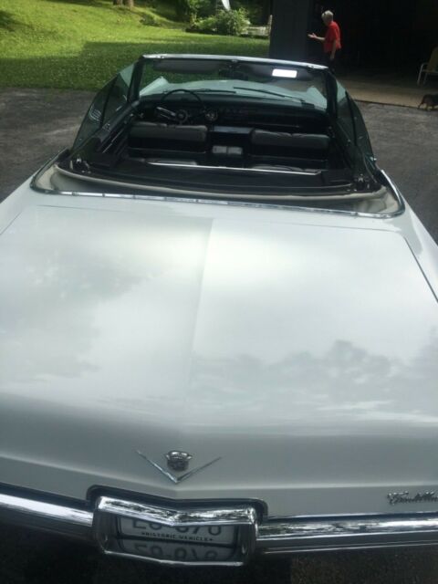 1966 Cadillac DeVille CONVERTIBLE - photo 4