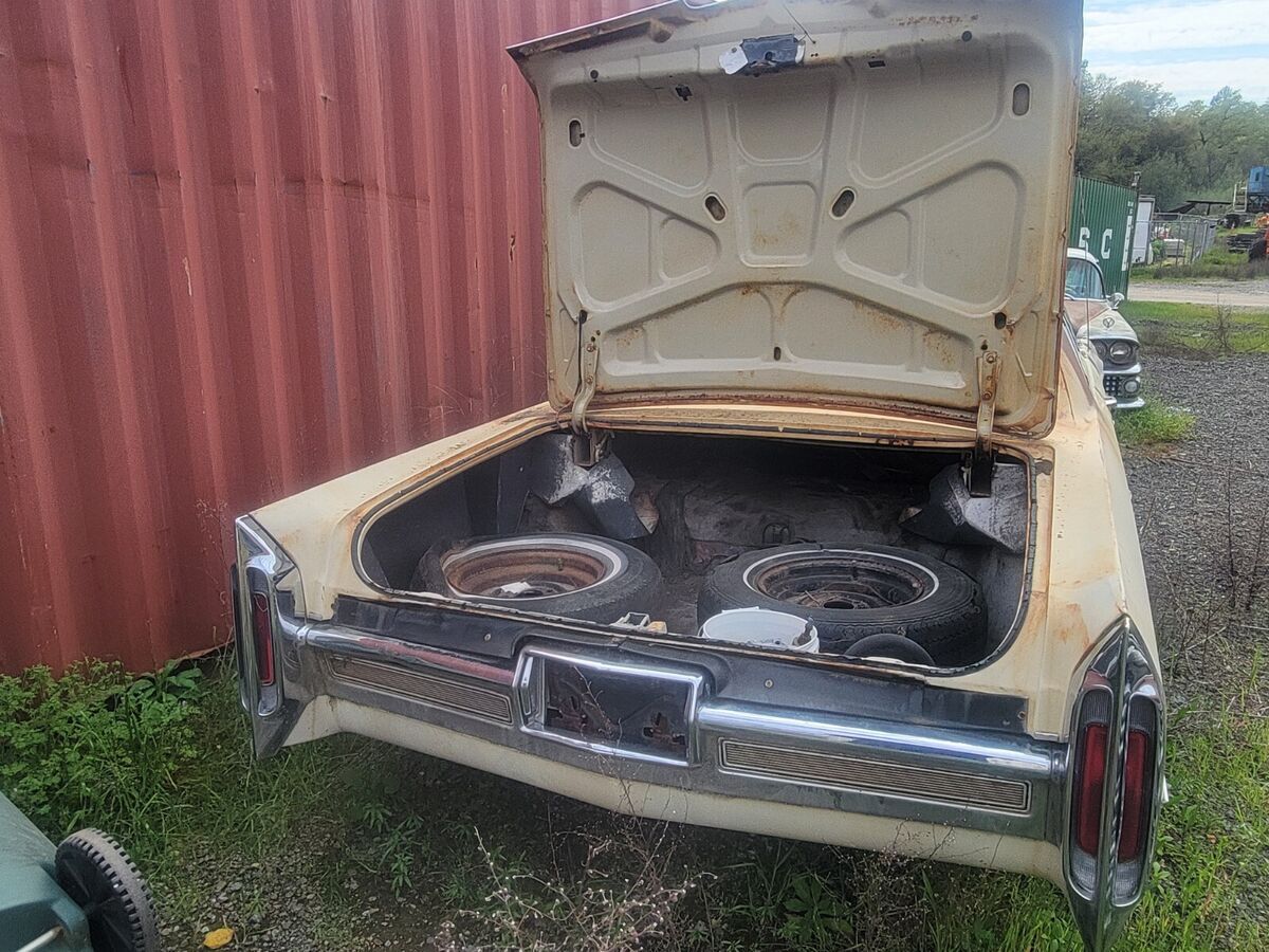 1967 Cadillac DeVille - photo 3