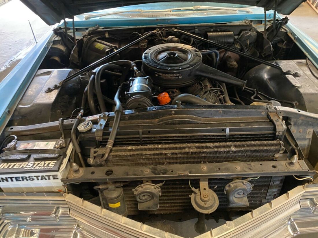 1966 Cadillac DeVille All trim is on the vehicle with no visible damage - photo 6