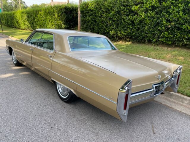 1966 Cadillac DeVille - photo 3