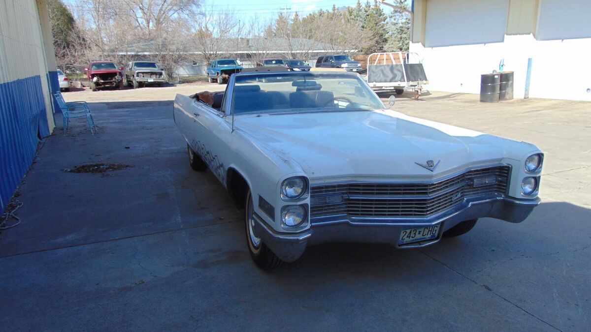 1966 Cadillac DeVille Convertible - photo 2