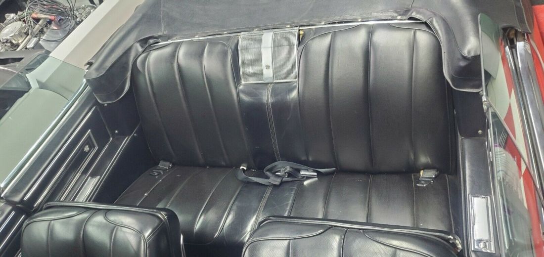 1966 Cadillac DeVille convertible - photo 11