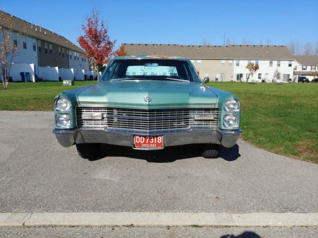 1966 Cadillac Fleetwood, Sixty Special, green interior,green exterior, American 1966 Cadillac Fleetwood