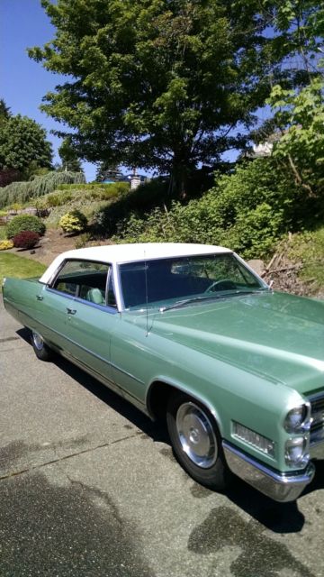 1966 Cadillac Sedan Deville, Aquamarine on White on Aquamarine. Rare options. 1966 Cadillac DeVille