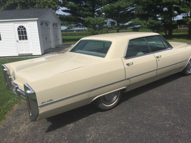 1966 Cadillac DeVille Hardtop Sedan - photo 4