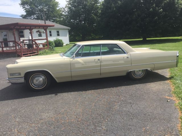 1966 Cadillac DeVille Hardtop Sedan - photo 7