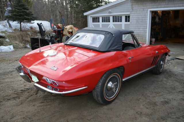 1966 Chevrolet Corvette CONVERTIBLE - photo 5