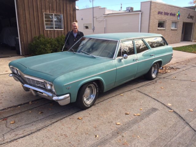 1966 Chevrolet Impala - photo 3