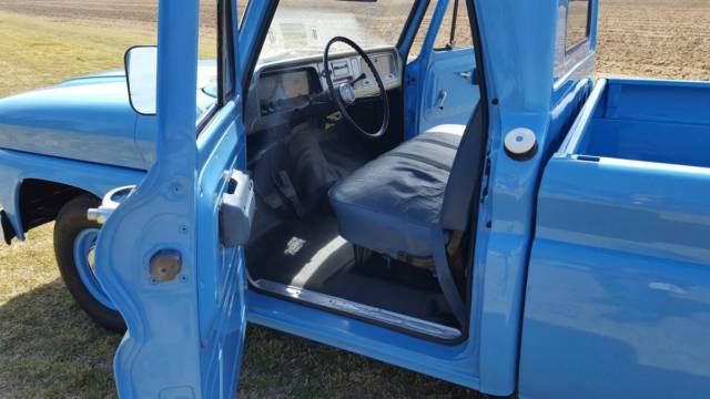 1966 Chevrolet C-10 Custom - photo 9