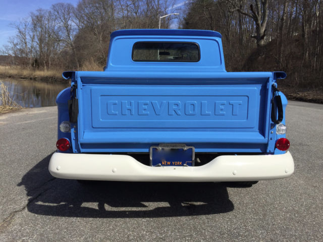 1966 Chevrolet C-10 Stepside Pickup - photo 5