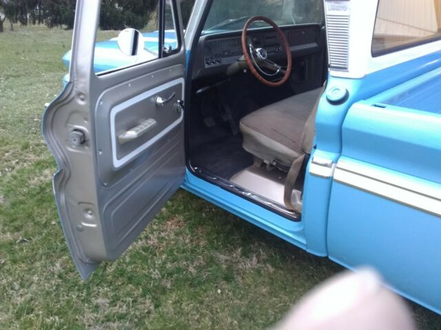 1966 Chevrolet C10 Pickup chrome - photo 6