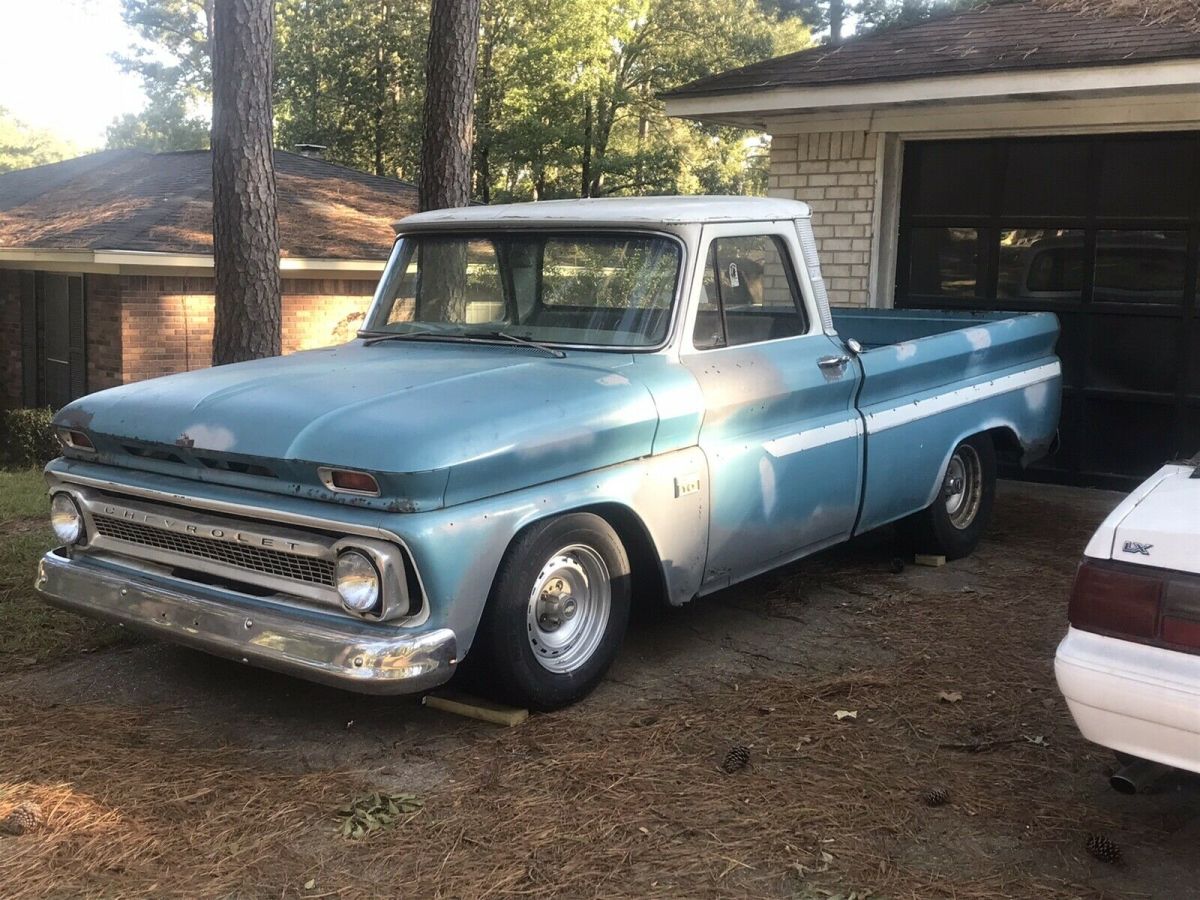 1966 Chevrolet C10 Pickup Blue RWD Manual Custom Cab, SWB, big back window 1966 Chevrolet C10 Custom Cab, SWB, big back window
