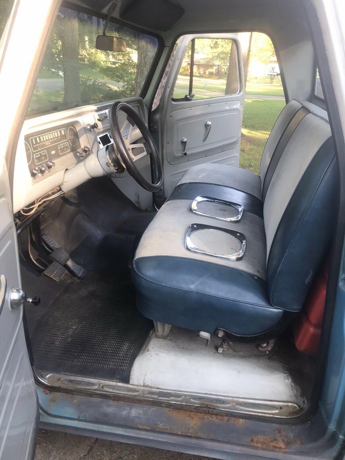 1966 Chevrolet C10 Custom Cab, SWB, big back window - photo 12