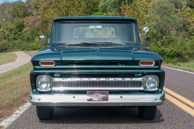 1966 Chevrolet C-10 C10 Stepside Half-Ton Pickup Truck - photo 2