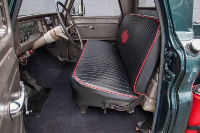 1966 Chevrolet C-10 C10 Stepside Half-Ton Pickup Truck - photo 7