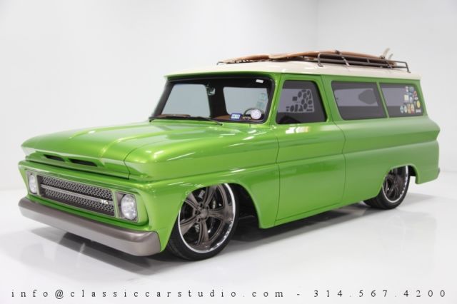1966 Chevrolet Suburban "Lime Crush"