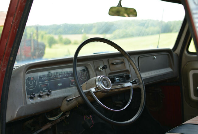 1966 Chevrolet C-10 Custom cab with big back window - photo 13