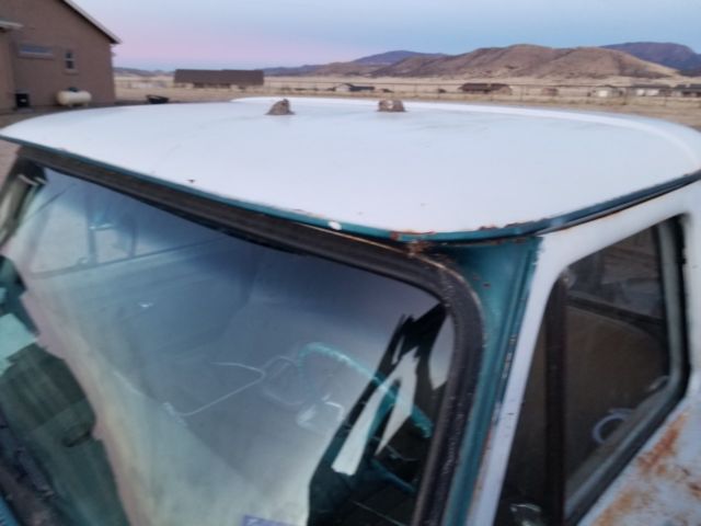 1966 Chevrolet C-10 Deluxe cab Large window - photo 10