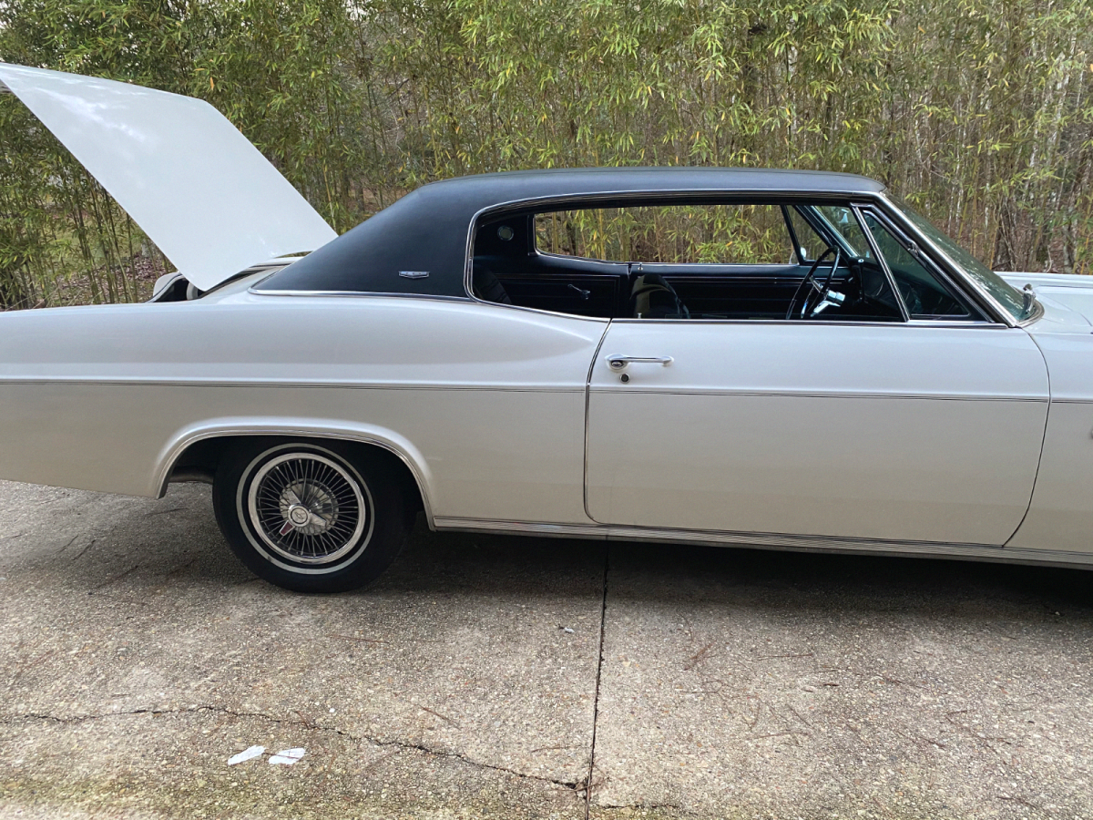 1966 Chevrolet Caprice - photo 2