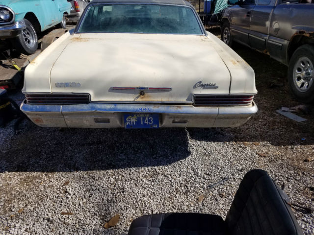 1966 Chevrolet Caprice Base Hardtop 4-Door - photo 3