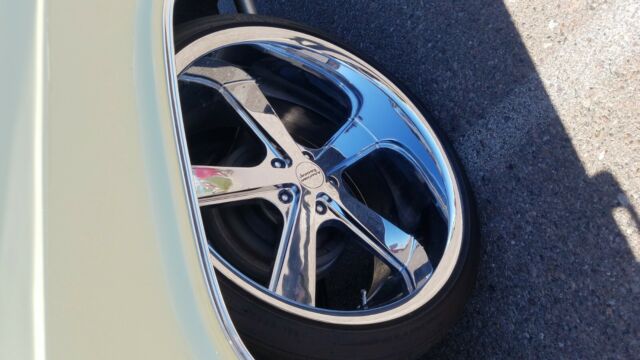 1966 Chevrolet Caprice - photo 12