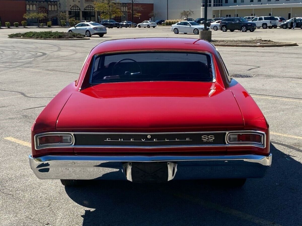 1966 Chevrolet Chevelle 427 BIG BLOCK ENGINE 4SPD 12BOLT - photo 4