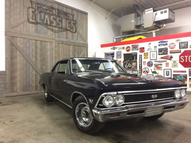 1966 CHEVROLET CHEVELLE 454 BIG BLOCK 4-SPEED SUPER SPORT BADGES/TRIM 1966 Chevrolet Chevelle SS Resto Mod