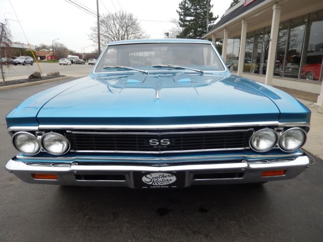 1966 Chevrolet Chevelle Buckets with Console - photo 3